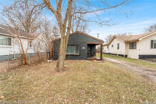 3237 Harris St, Ferndale, MI, 48220-1128 | Card Image