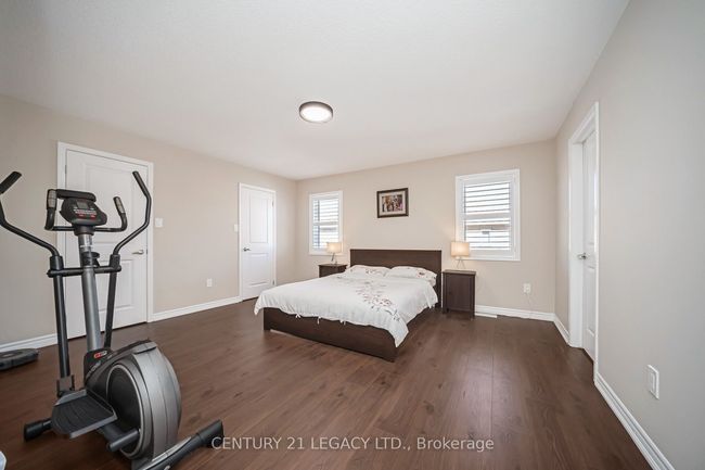 33 Callandar Rd, House other with 4 bedrooms, 3 bathrooms and 4 parking in Brampton ON | Image 26
