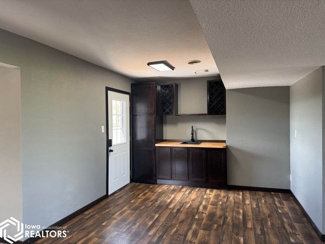 19229 Highway 5, Home with 4 bedrooms, 2 bathrooms and 2 parking in Centerville IA | Image 36