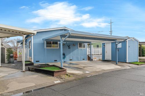 7 Michael Dr, Petaluma, CA, 94954-1301 | Card Image