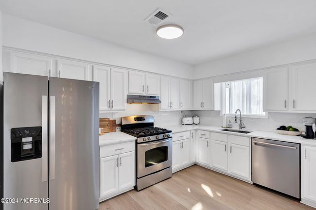 22 Devon Ct, Condo with 2 bedrooms, 2 bathrooms and null parking in Spring Lake NJ | Image 16