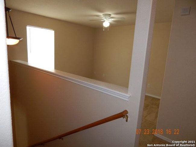 7127 Comet Mnr, House other with 3 bedrooms, 3 bathrooms and null parking in San Antonio TX | Image 18