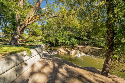 2972 Maydelle Ln, Farmers Branch, TX, 75234-6389 | Card Image