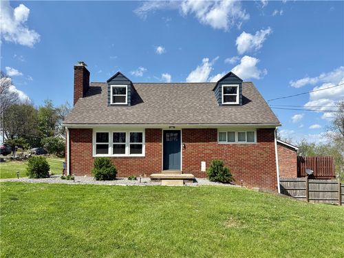 112 Creese Street Ext, Aliquippa, PA, 15001-4975 | Card Image