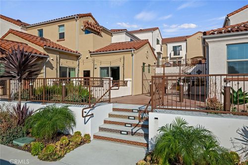 unit-202-44 Coronado St, Ventura, CA, 93001-3598 | Card Image