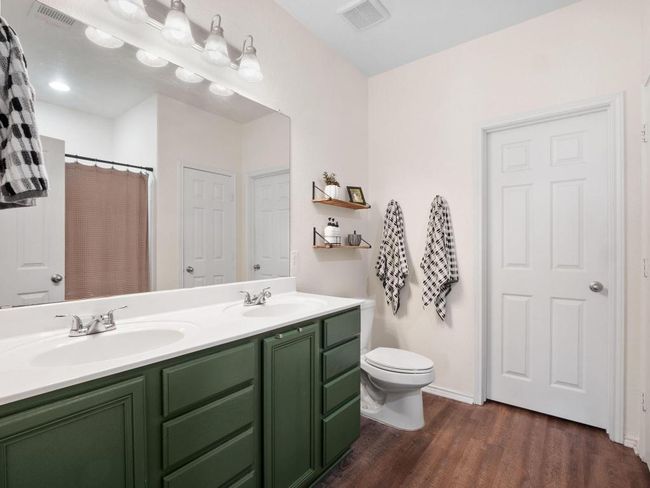 705 Autumn Sage Way, House other with 5 bedrooms, 3 bathrooms and 4 parking in Pflugerville TX | Image 16