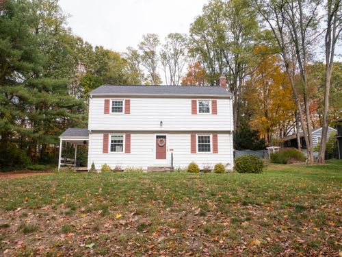 60 Simonds Ave, Collinsville, CT, 06019-3205 | Card Image