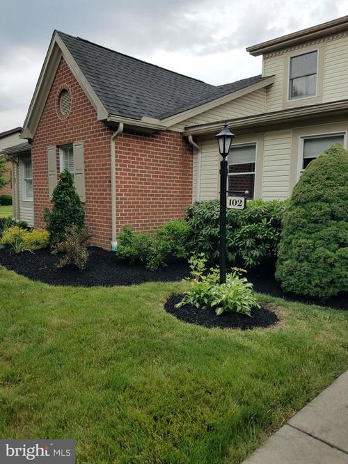 102 Strayer Dr, CARLISLE, PA, 17013-4400 | Card Image