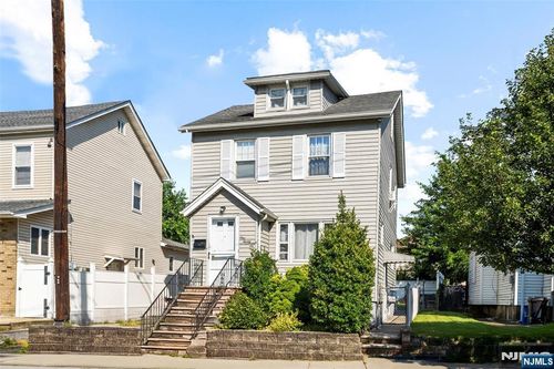 126 Garden Ave, Belleville, NJ, 07109-1729 | Card Image