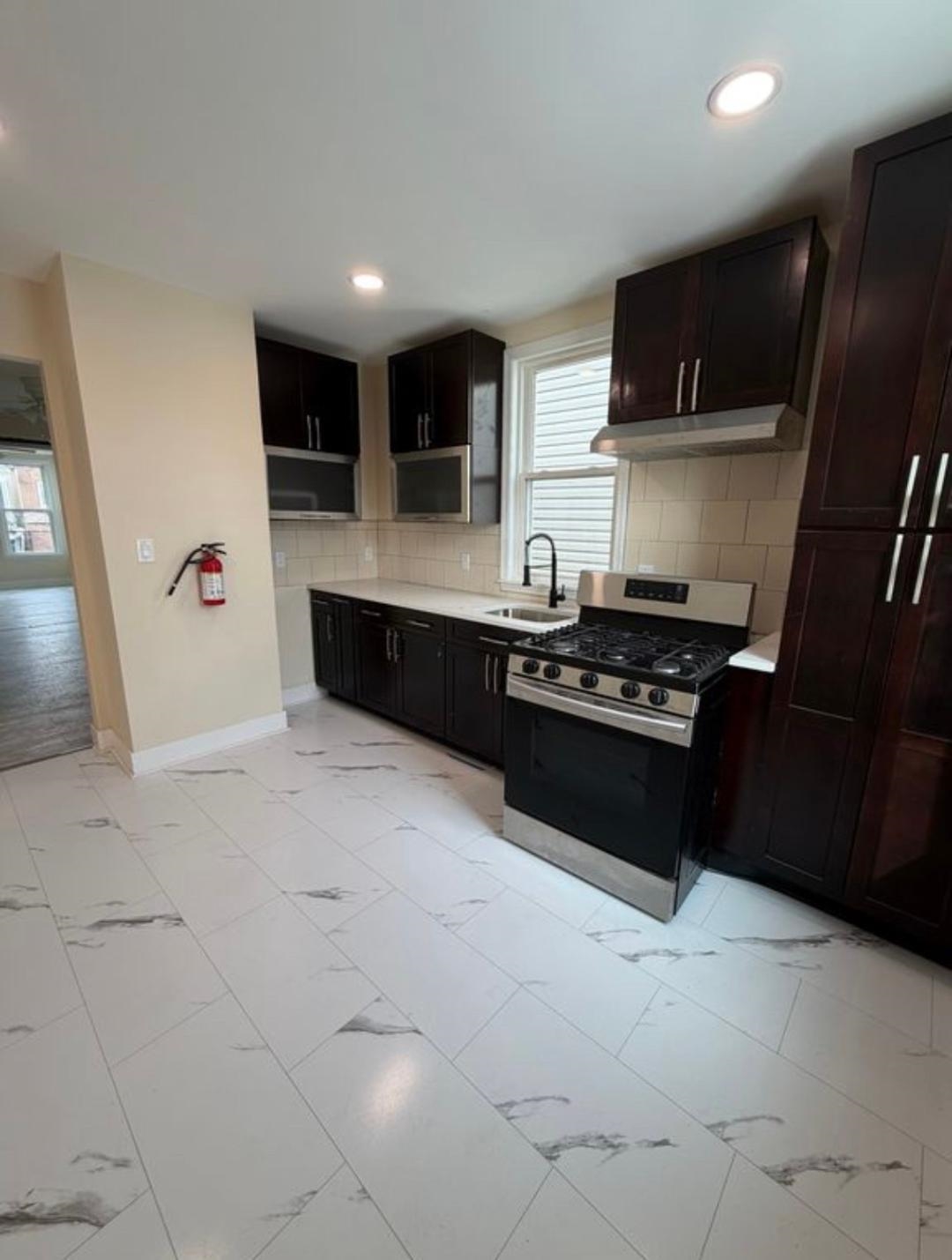 Residential Lease in Union City 3