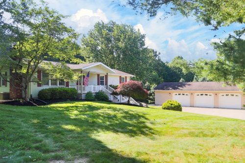 1588 Apple Valley Dr, Howard, OH, 43028-8077 | Card Image