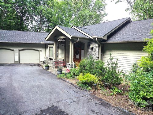 1015 High Vista Dr, Mills River, NC, 28759-2510 | Card Image
