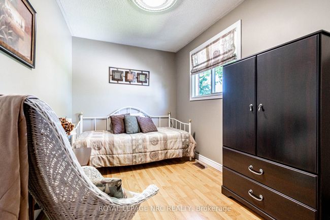 31 Rollins Dr, House other with 3 bedrooms, 2 bathrooms and 2 parking in Welland ON | Image 20