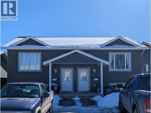 1613 100 Avenue, Dawson Creek, BC, V1G1X3 | Card Image