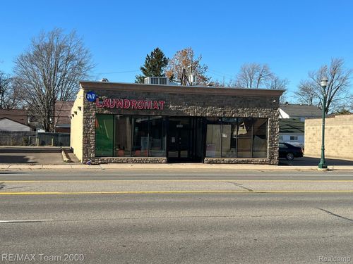 18585 Allen Rd, Melvindale, MI, 48122-1515 | Card Image