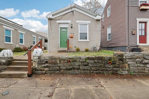 724 Roberts St, Newport, KY, 41071-1919 | Card Image