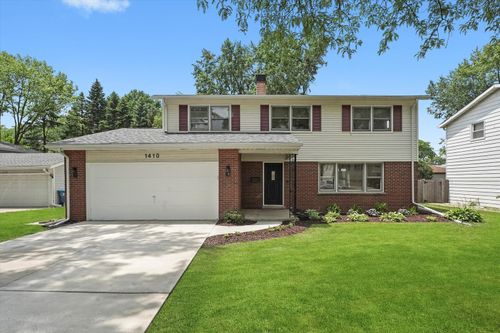 1410 S Cypress Dr, Mount Prospect, IL, 60056-5006 | Card Image