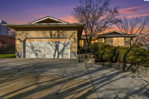 4501 Hilltop Dr., Pasco, WA, 99301 | Card Image