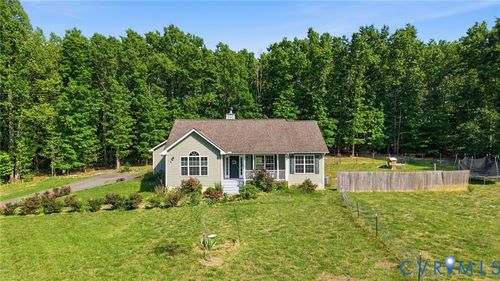 194 Summers Landing Ln, Louisa, VA, 23093-4581 | Card Image