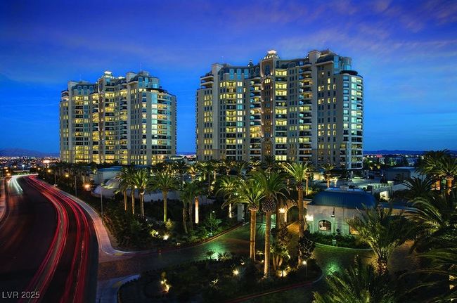Property at dusk with a view of city | Image 33