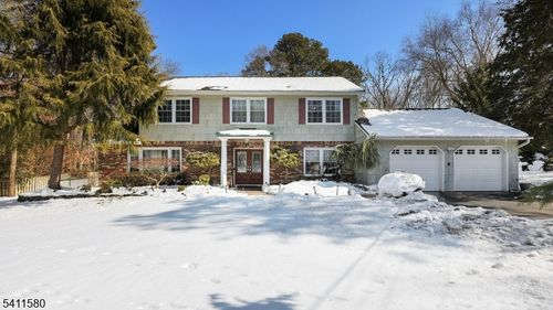 142 Monmouth Rd, Monroe Twp, NJ, 08831-8558 | Card Image