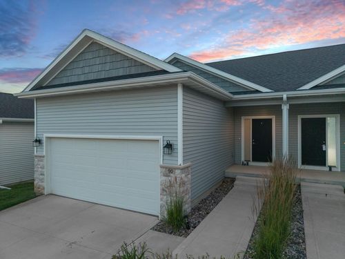 90 Keeneland Ct, Pleasant Hill, IA, 50327-1201 | Card Image