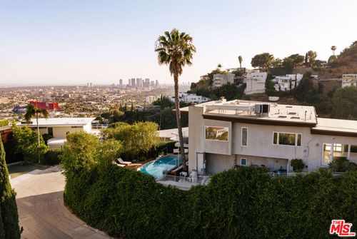 8555 Hollywood Blvd, LOS ANGELES, CA, 90069-1609 | Card Image