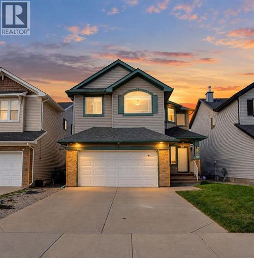309 Everridge Dr Sw, Calgary, AB, T2Y5E6 | Card Image