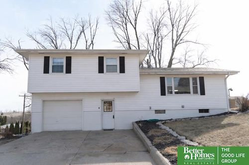 2001 Hampton Dr, Tekamah, NE, 68061-1901 | Card Image