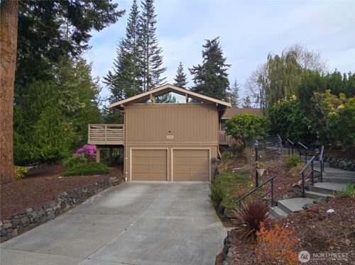 296 Taylor Blvd, Sequim, WA, 98382-8521 | Card Image