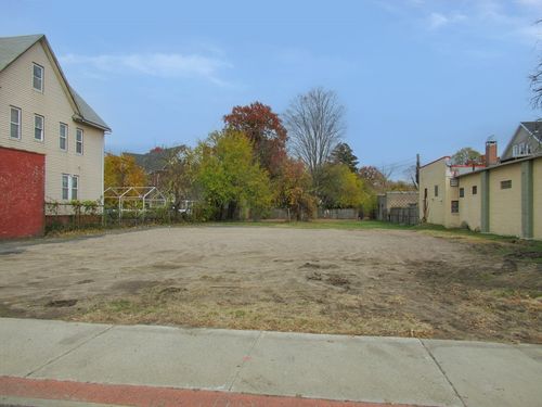 349 Walnut St, Springfield, MA, 01105 | Card Image