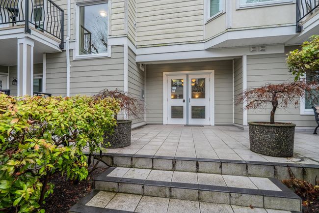 109 - 10320 156 Street, Condo with 1 bedrooms, 1 bathrooms and 1 parking in Surrey BC | Image 25