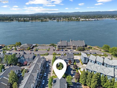 1728 Se Halyard Ln, Vancouver, WA, 98661 | Card Image