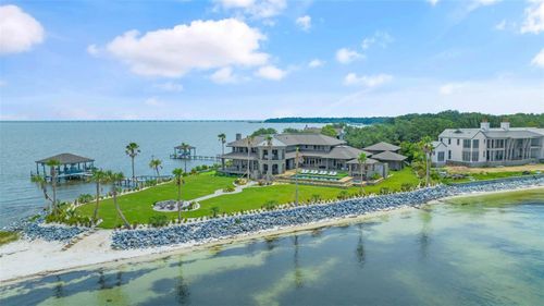 732 Peakes Point Dr, Gulf Breeze, FL, 32561-4127 | Card Image