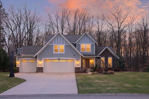 12951 Wildview Dr, Grand Haven, MI, 49417-8682 | Card Image