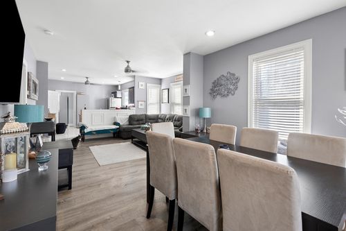 79 Moulton St, Lynn, MA, 01905-1618 | Card Image
