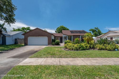 154 Cinnamon Lake Cir, Melbourne, FL, 32901-8510 | Card Image
