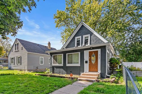 3707 Oliver Ave N, Minneapolis, MN, 55412-1931 | Card Image