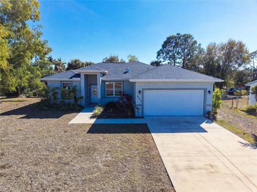 897 Iris Dr, NORTH FORT MYERS, FL, 33903-5218 | Card Image