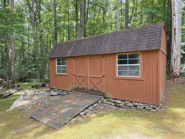 960 Grandview Rd, House other with 4 bedrooms, 3 bathrooms and null parking in Daniels WV | Image 48