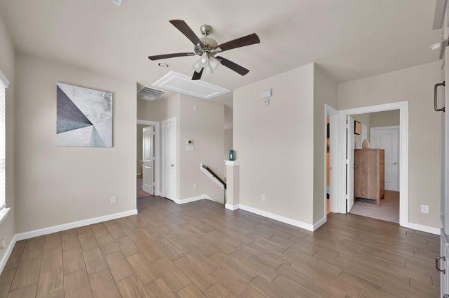 Every room provides excellent natural light, and the game room is no exception! | Image 20