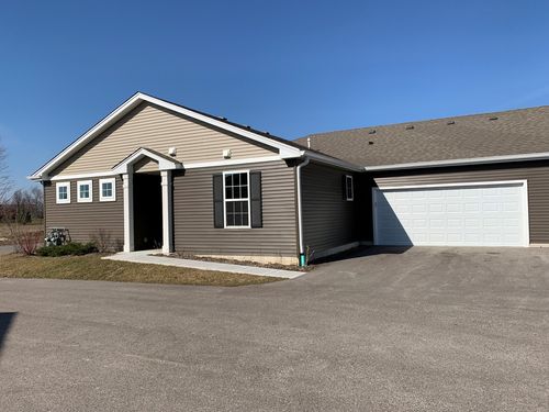 6453 Juniper Dr, Wonder Lake, IL, 60097-1316 | Card Image