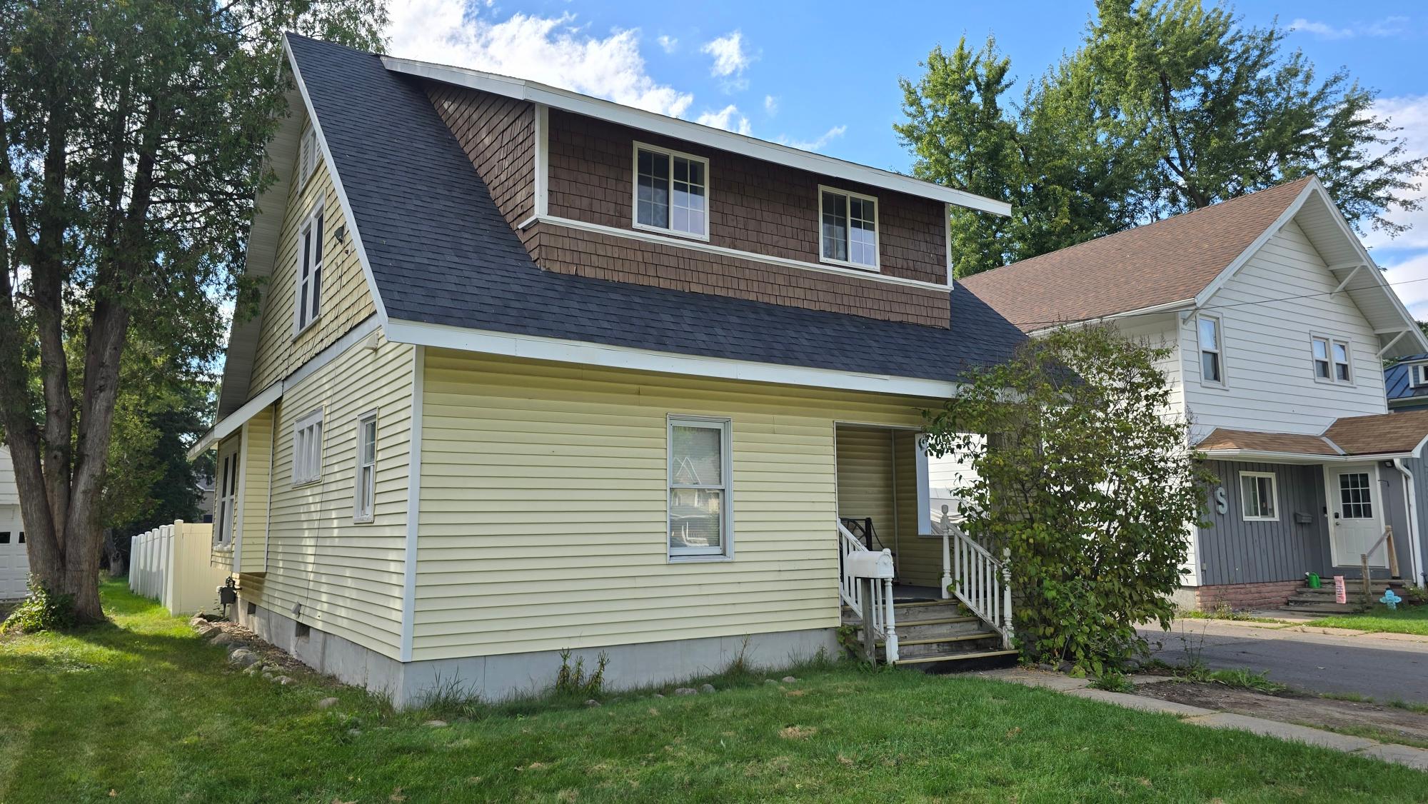 Clermont St, Antigo, WI 54409