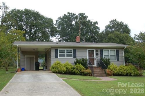 343 19th Avenue Ne, Hickory, NC, 28601 | Card Image