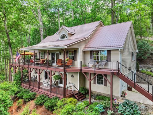 233 Rocky Face Dr, Canton, NC, 28716-6611 | Card Image