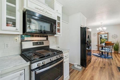 1726 Caddell Ln, Norman, OK, 73069-4247 | Card Image