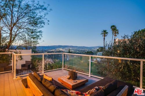 1302 Zuni Ln, Topanga, CA, 90290 | Card Image
