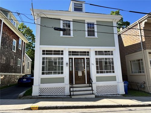 1-33 Dennison St, Newport, RI, 02840-3439 | Card Image