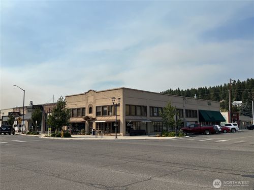 121 E First Street, Cle Elum, WA, 98922 | Card Image
