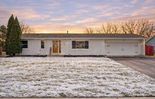 5038 142nd Path W, Apple Valley, MN, 55124-4227 | Card Image